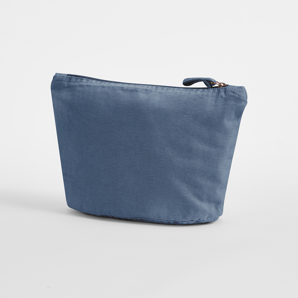 Kangast-ja-lukuga-aksessuaaride-kott-vintage-denim